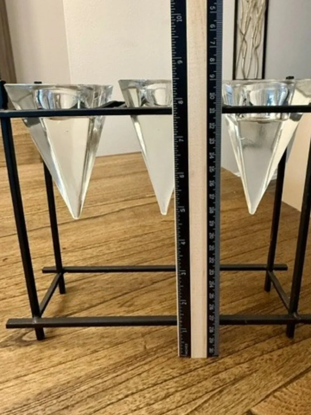 Modern Minimalist Iron Candle Holder Centerpiece